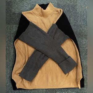 Calvin Klein tricolor sweater